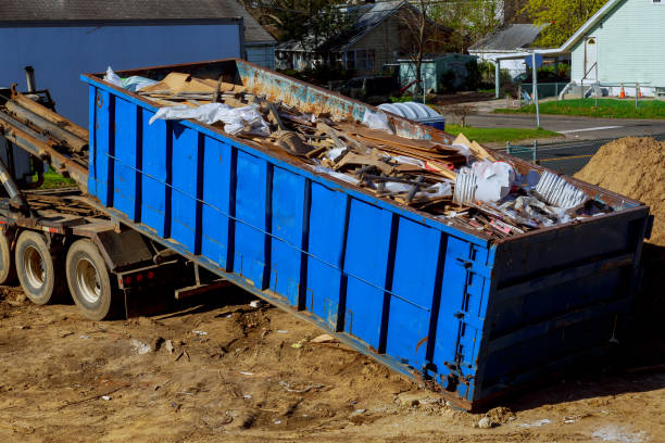 Best Yard Waste Removal  in Bloomington, MN